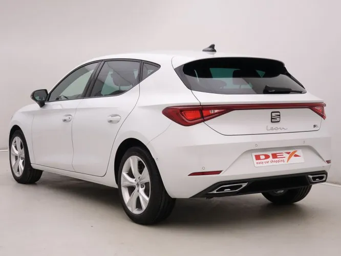 Seat Leon 1.5 TSi 150 FR 5D + GPS + Virtual + Winter + LED Lights Image 4