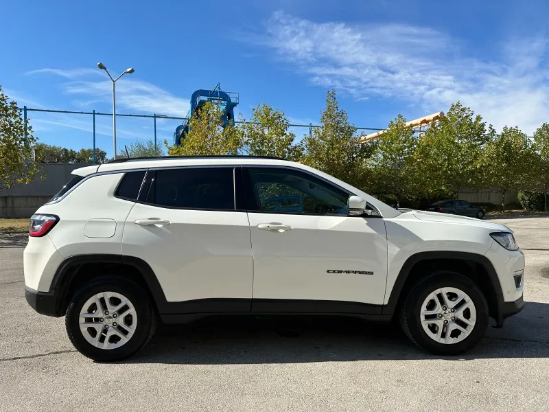 Jeep Compass 2.0TD 170к.с. Швейцария/Всички екстри!!! Image 5