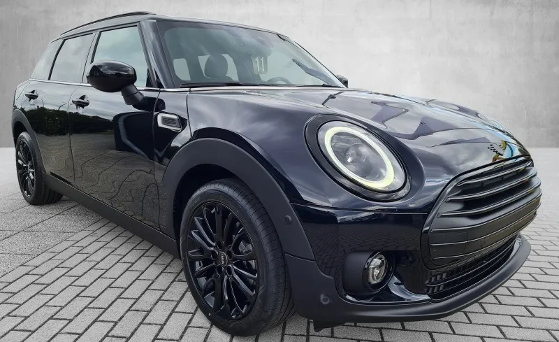 Mini Clubman D =Piano Black Package= Panorama Гаранция Image 1