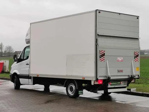 Mercedes-Benz Sprinter 319 Bakwagen + Laadklep Image 5