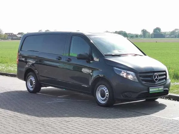 Mercedes-Benz Vito 114 Dubbel Cabine Autom! Image 4