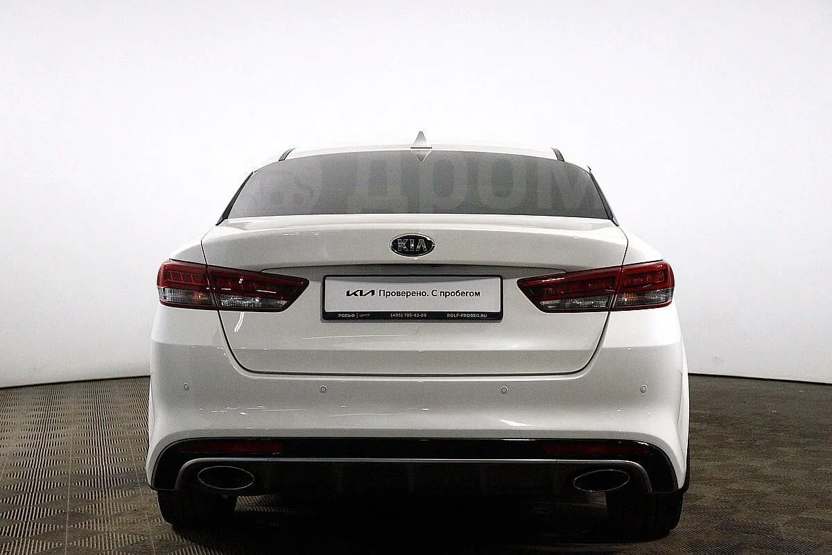 Kia Optima Image 6